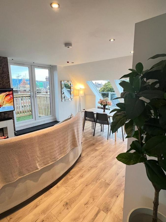 Stunning Luminous Penthouse/ 2Beds 2Baths Apartment Bournemouth Exterior photo